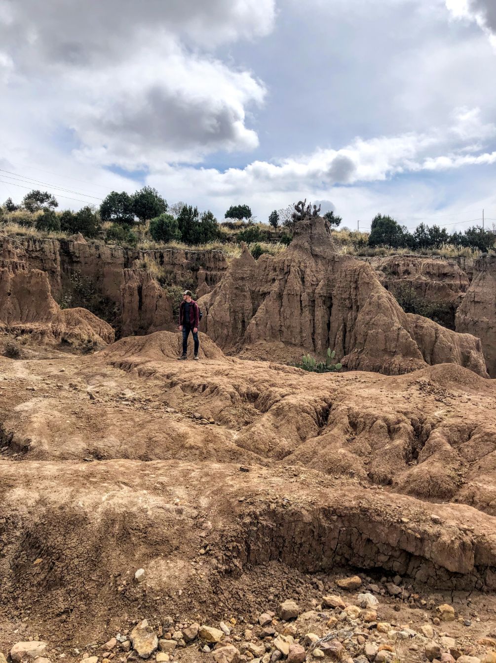 hiking at the Tlaxco slot canyons